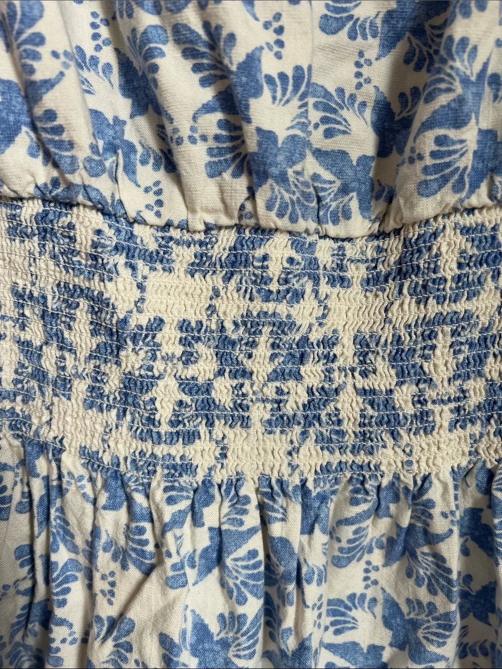Universal Thread | Cream Dress with Blue Floral Print #F00331634 Size S